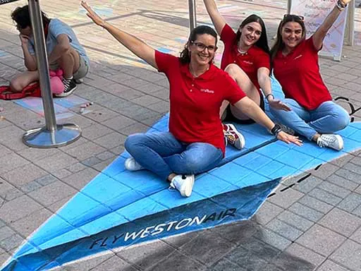3D chalk art paperairplane
